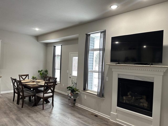 371 Bell View Avenue, Belleville, WI 53508