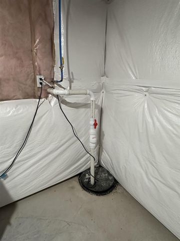 371 Bell View Avenue, Belleville, WI 53508