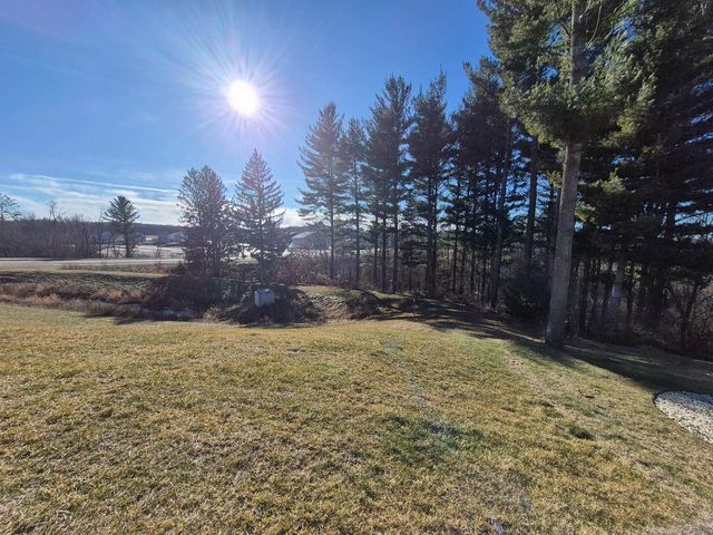 371 Bell View Avenue, Belleville, WI 53508