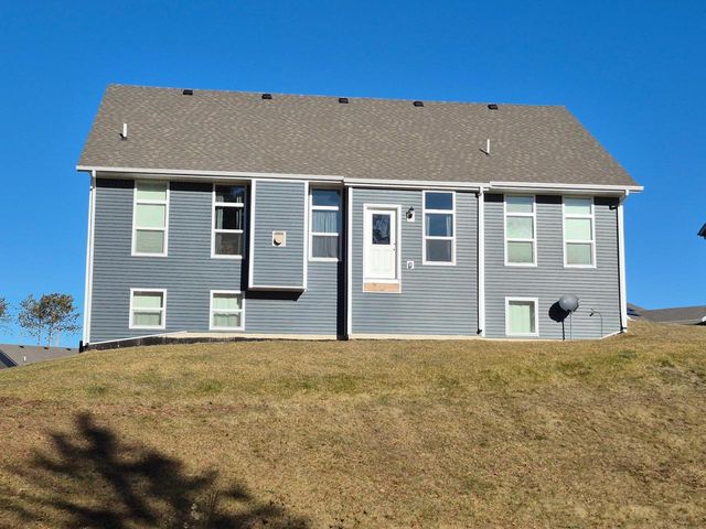 371 Bell View Avenue, Belleville, WI 53508