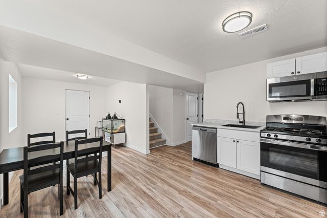 6632 S GLADE CREEK DR, West Jordan, UT 84081