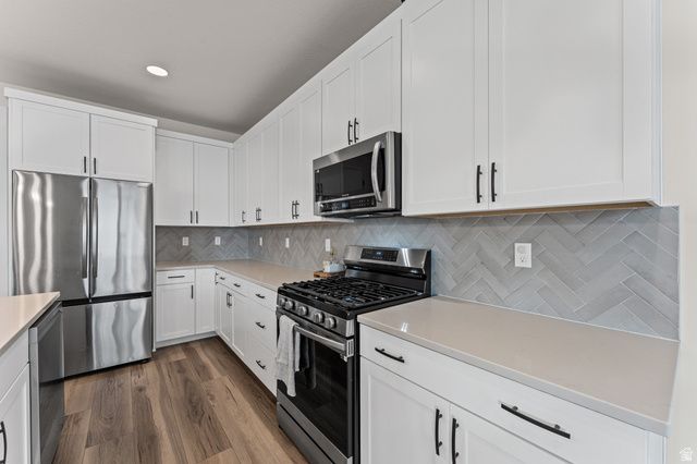 6632 S GLADE CREEK DR, West Jordan, UT 84081