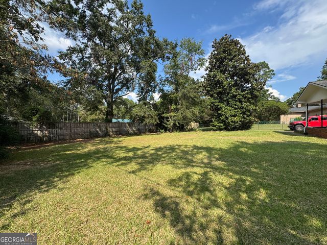 107 Bel Air Drive, Statesboro, GA 30459