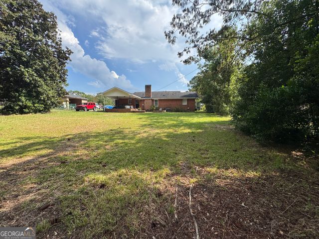 107 Bel Air Drive, Statesboro, GA 30459