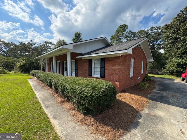 107 Bel Air Drive, Statesboro, GA 30459