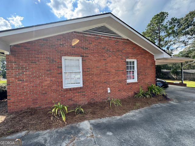 107 Bel Air Drive, Statesboro, GA 30459