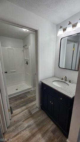 259 Windsor Castle DR, Newport News, VA 23608