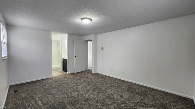 259 Windsor Castle DR, Newport News, VA 23608