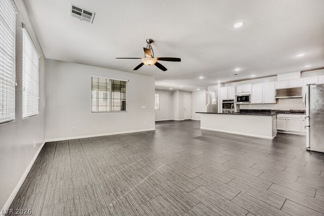 8097 Bosco Bay Avenue, Las Vegas, NV 89113