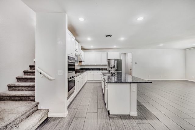 8097 Bosco Bay Avenue, Las Vegas, NV 89113