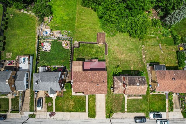 719 Baldwin Drive, Baldwin Boro, PA 15227