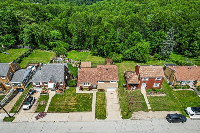 719 Baldwin Drive, Baldwin Boro, PA 15227
