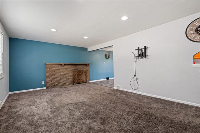 719 Baldwin Drive, Baldwin Boro, PA 15227
