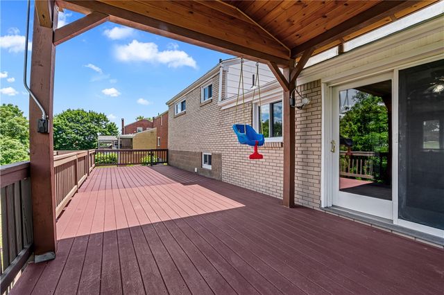 719 Baldwin Drive, Baldwin Boro, PA 15227