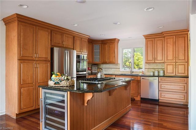 466 Windsor Park Road, Kernersville, NC 27284
