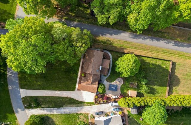466 Windsor Park Road, Kernersville, NC 27284