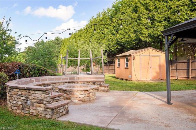 466 Windsor Park Road, Kernersville, NC 27284