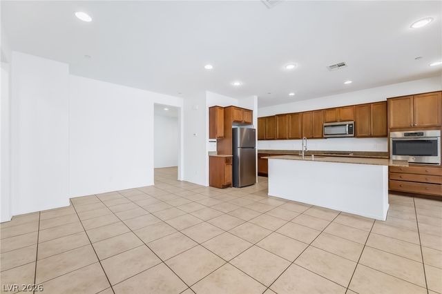 585 Our Heritage Street, Henderson, NV 89011