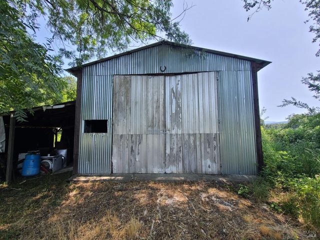 24450 Wattenburg Rd, Covelo, CA 95428