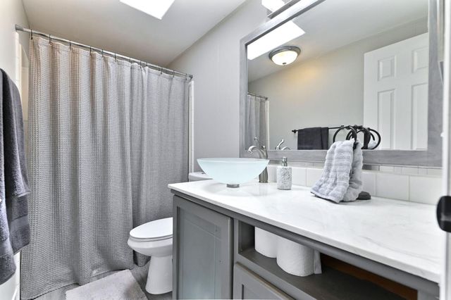 5695 Old Emigrant Trl, Mountain Ranch, CA 95246