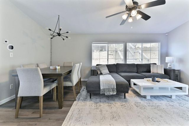 5695 Old Emigrant Trl, Mountain Ranch, CA 95246