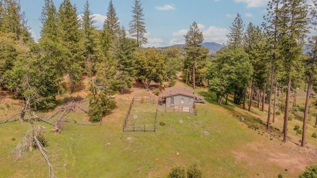 5695 Old Emigrant Trl, Mountain Ranch, CA 95246