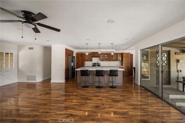 1532 Rainbow Dr., North Tustin, CA 92705