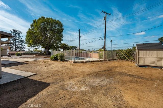 1532 Rainbow Dr., North Tustin, CA 92705