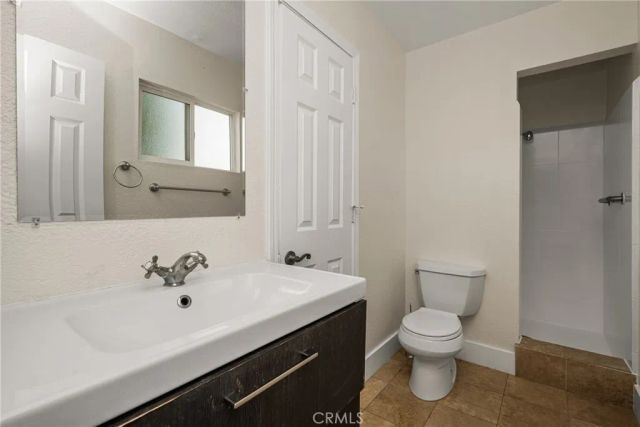 1532 Rainbow Dr., North Tustin, CA 92705