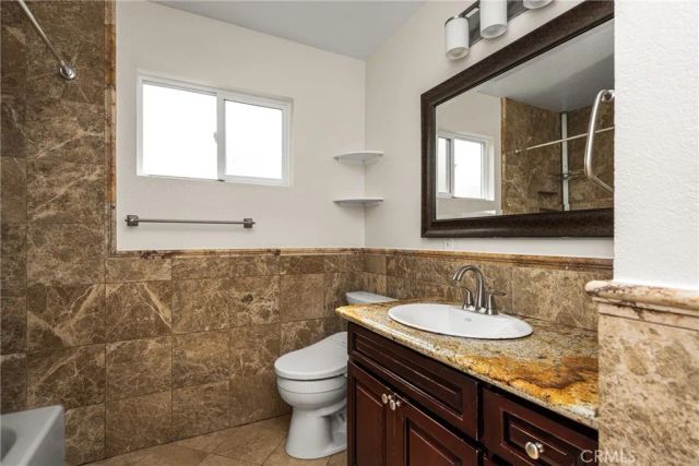 1532 Rainbow Dr., North Tustin, CA 92705