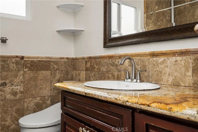 1532 Rainbow Dr., North Tustin, CA 92705