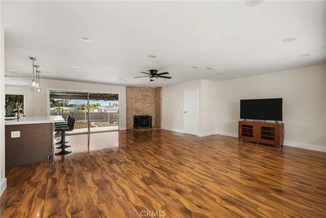 1532 Rainbow Dr., North Tustin, CA 92705