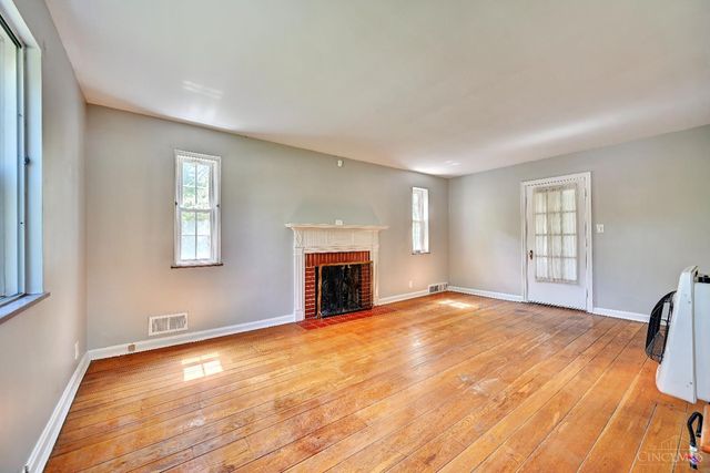 3401 Ferncroft Drive, Cincinnati, OH 45211