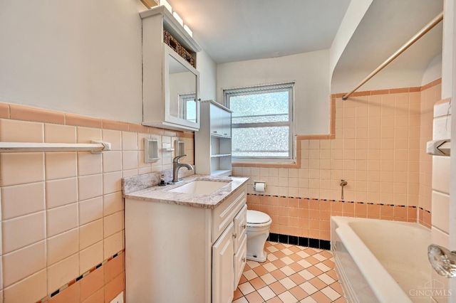 3401 Ferncroft Drive, Cincinnati, OH 45211