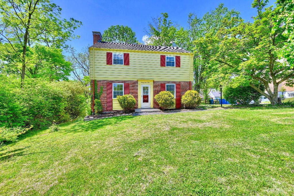 3401 Ferncroft Drive, Cincinnati, OH 45211