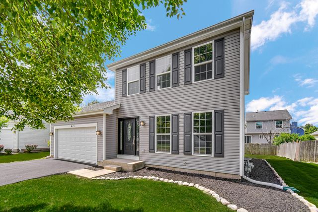 615 RED BARN Trail, Bolingbrook, IL 60490