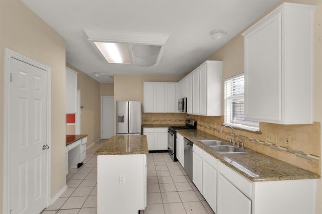 4211 Torrey Creek Lane, Houston, TX 77014