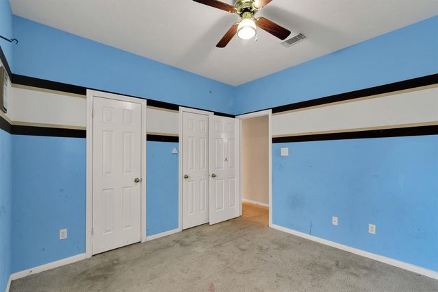 4211 Torrey Creek Lane, Houston, TX 77014