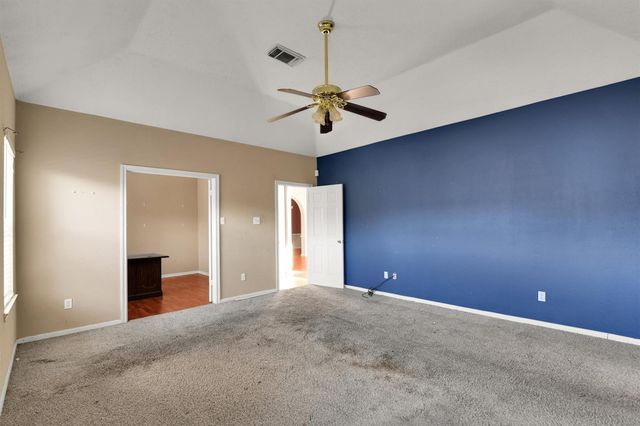 4211 Torrey Creek Lane, Houston, TX 77014