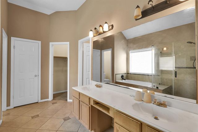 4211 Torrey Creek Lane, Houston, TX 77014