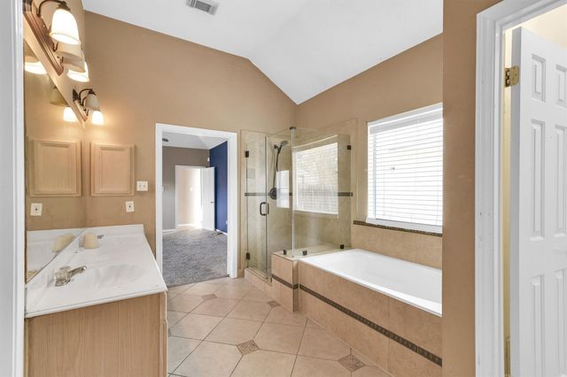 4211 Torrey Creek Lane, Houston, TX 77014