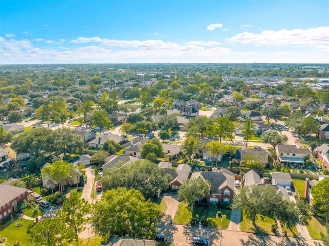 4211 Torrey Creek Lane, Houston, TX 77014