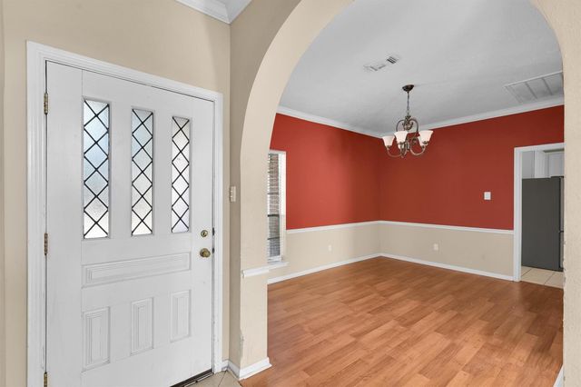 4211 Torrey Creek Lane, Houston, TX 77014