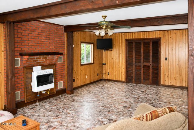 710 Colvert Road, Mosheim, TN 37818