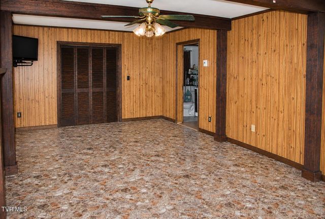 710 Colvert Road, Mosheim, TN 37818