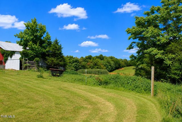710 Colvert Road, Mosheim, TN 37818