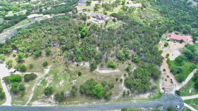 565 Stablewood Dr # 11, Kerrville, TX 78028