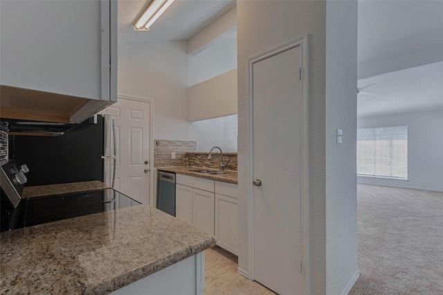 5210 Shirley Street, Baytown, TX 77521