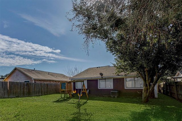 5210 Shirley Street, Baytown, TX 77521