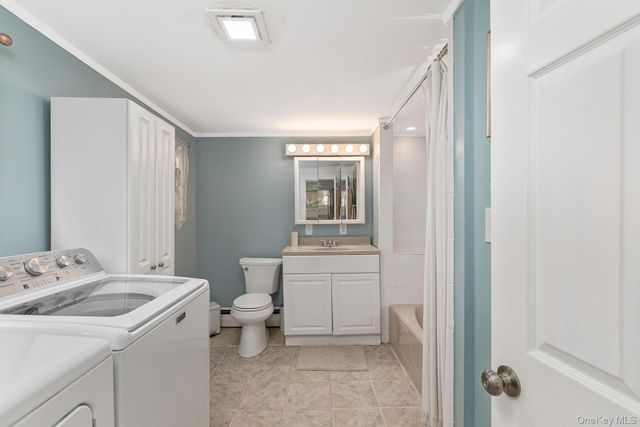 455 Montauk Highway, Eastport, NY 11941